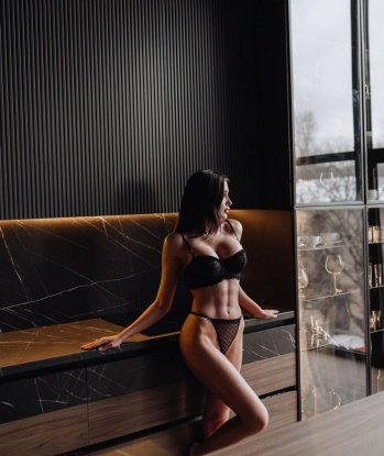 Алинашка, 27